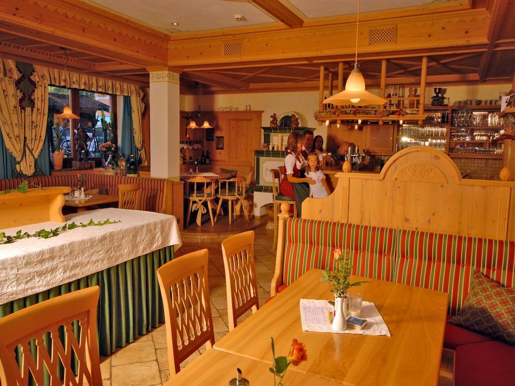 Hotel Garni Alpenland Altenmarkt im Pongau Eksteriør billede