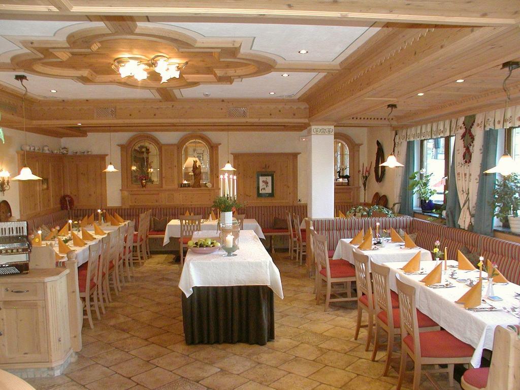 Hotel Garni Alpenland Altenmarkt im Pongau Eksteriør billede